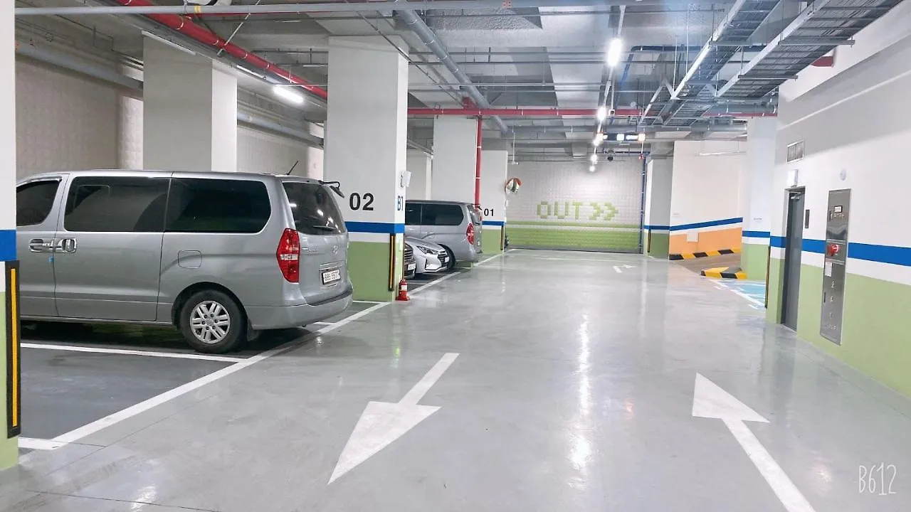 Apartment Glad Home Stay Incheon